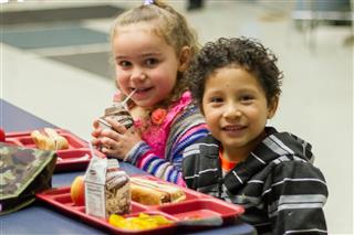 Children eating lunch