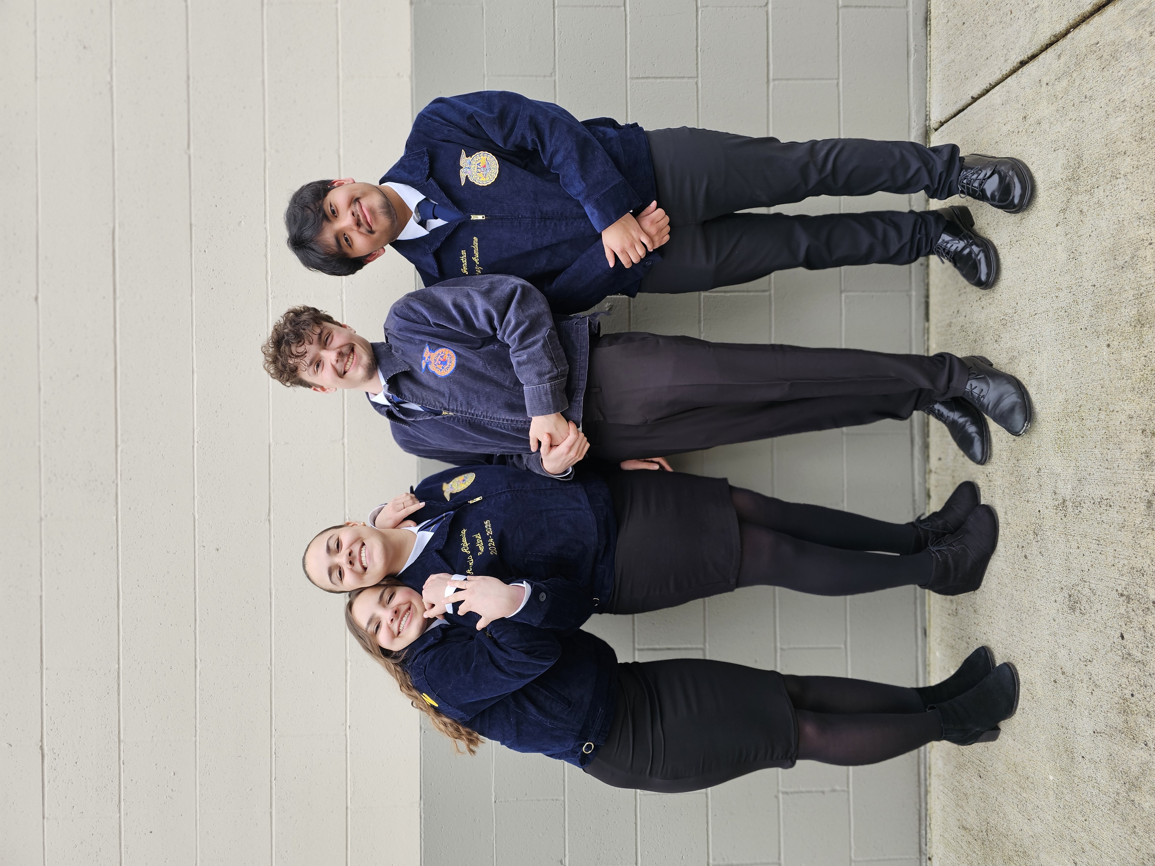 4 FFA Students